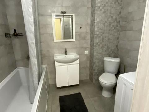 квартира по адресу Академика Сахарова ул., 9