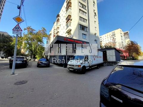 коммерческая по адресу Евгения Коновальца ул. (Щорса), 15/4