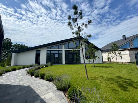 будинок за адресою Весняна вул.