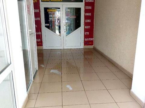 комерційна за адресою Олени Пчілки вул., 68А