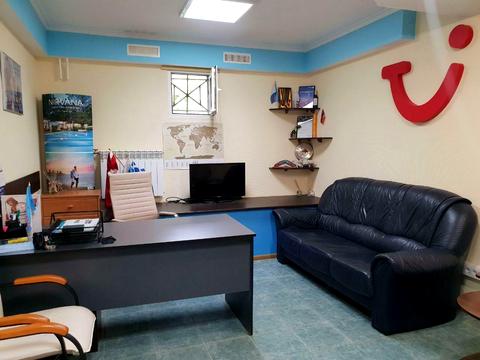 комерційна за адресою Автозаводська вул., 63