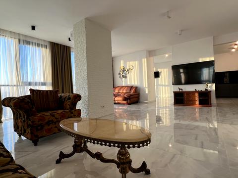 квартира за адресою Андрія Верхогляда вул. (Михайла Драгомирова), 14-А