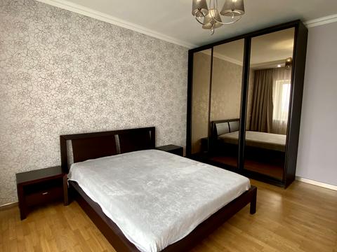 квартира за адресою В'ячеслава Чорновола вул., 25