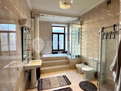квартира за адресою Предславинська вул., 30