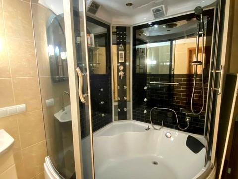 квартира по адресу Дмитра Яворницького ул., 2Б