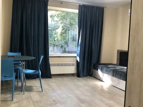 квартира за адресою Лоцманський узвіз, 9