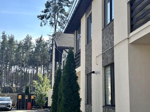 будинок за адресою Богдана Ступки пров.