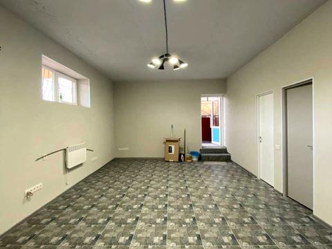 комерційна за адресою Тарасівська, 25