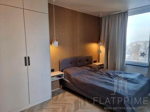 квартира за адресою Дніпровська набережна вул., 16