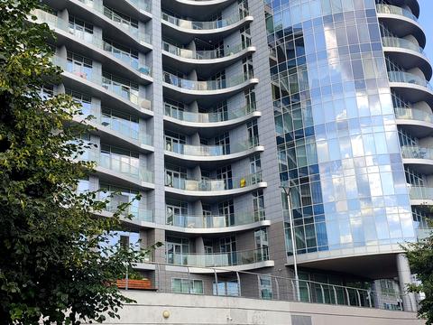 квартира за адресою Раїси Окіпної вул., 18