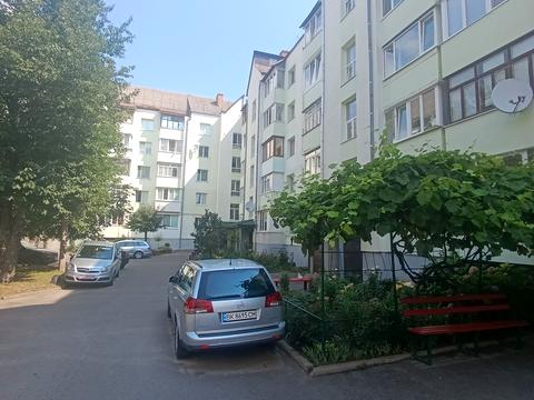 квартира по адресу вул. Буковинська, 4