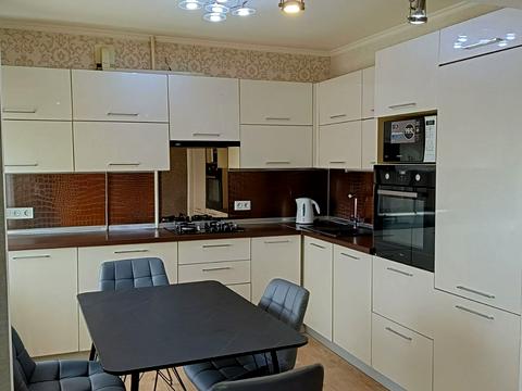 квартира за адресою Свято-Миколаївська вул. (Леніна), 8