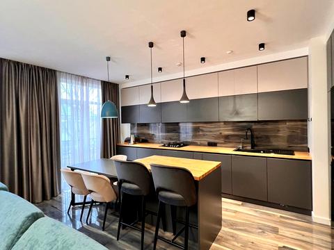 квартира за адресою Карпинця, 7