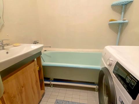 квартира по адресу Червоной Калины просп. (Владимира Маяковского), 40