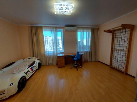 квартира за адресою Євгена Чикаленка вул., 59г