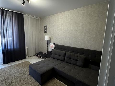 квартира за адресою Амосова вул., 21