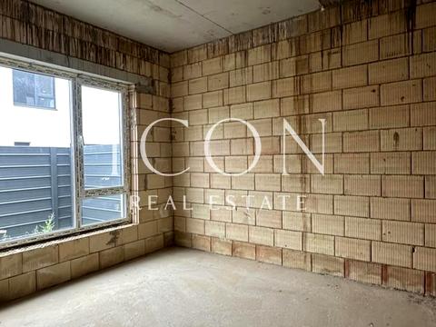 будинок за адресою Квітнева вул.