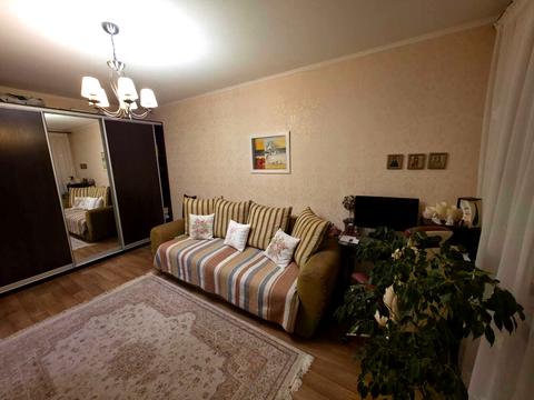 квартира за адресою Милославська вул., 16