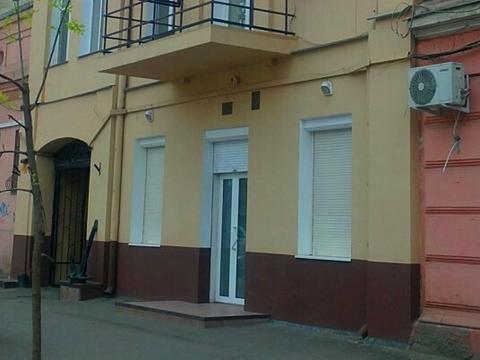 комерційна за адресою Ніжинська вул., 32
