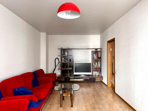 квартира за адресою Анни Ахматової вул., 30