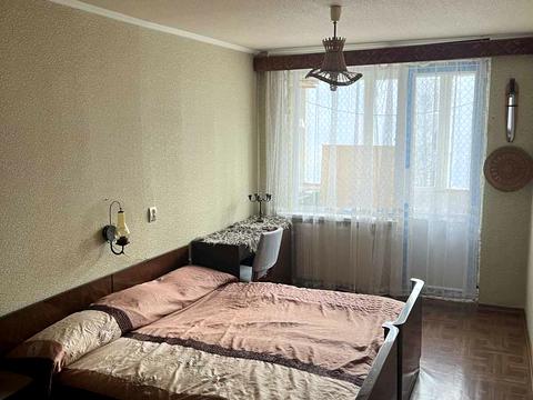 квартира за адресою Космонавтів вул., 4
