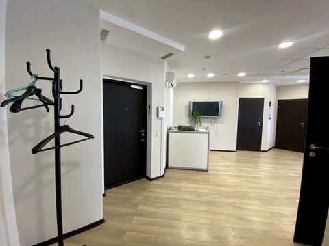 комерційна за адресою Дніпровська набережна вул., 26-Ж