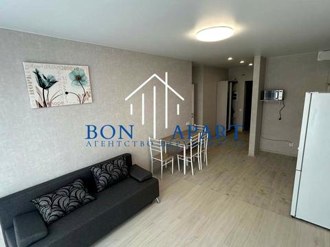 квартира за адресою Віктора Некрасова вул. (Північно-Сирецька), 10