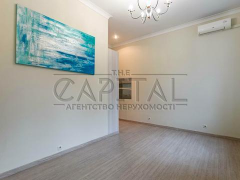 коммерческая по адресу Лютеранская ул., 12