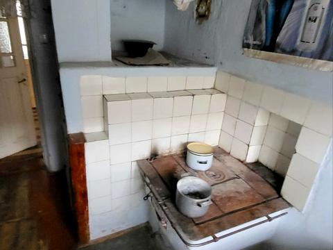 дом по адресу Центральна