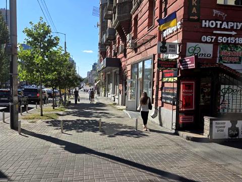 комерційна за адресою Тараса Шевченка бульв., 58