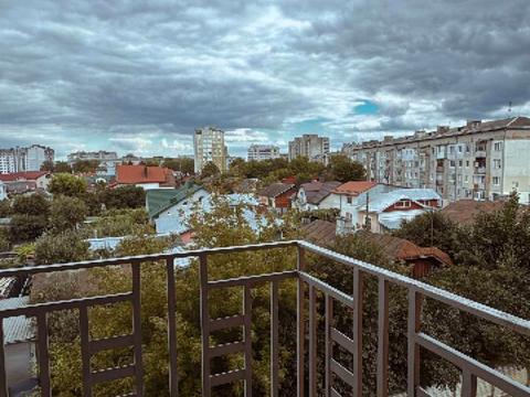 квартира за адресою Богдана Хмельницького вул., 57д