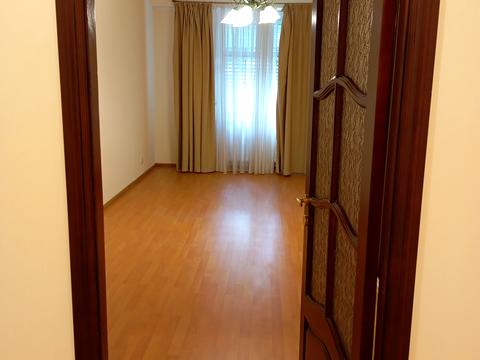 комерційна за адресою Назарівська вул. (Вєтрова), 7-Б