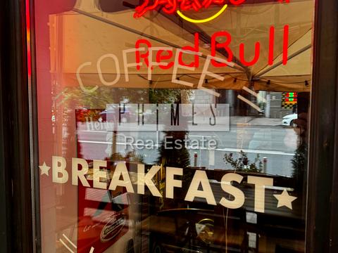 комерційна за адресою Велика Васильківська вул. (Червоноармійська), 97