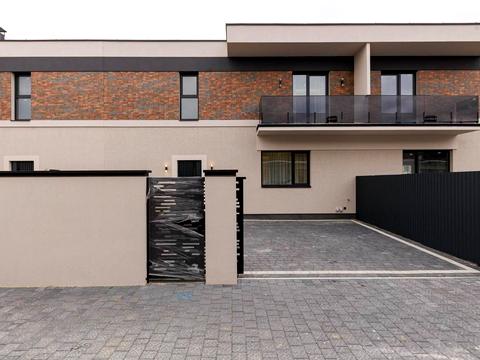 будинок за адресою с. Сторожниця, Сторожниця