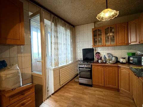 квартира за адресою Братиславська вул., 44/2