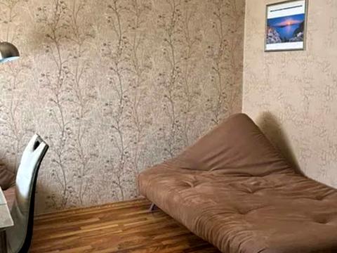 квартира за адресою Лариси Руденко вул., 10