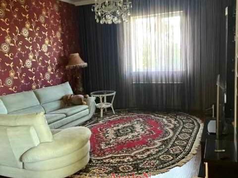 будинок за адресою лінія 48-та вул., 6
