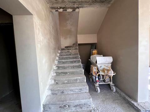 будинок за адресою Місячна вул.