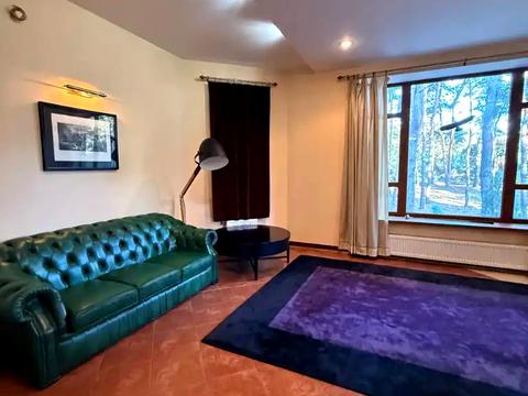 будинок за адресою Кленова