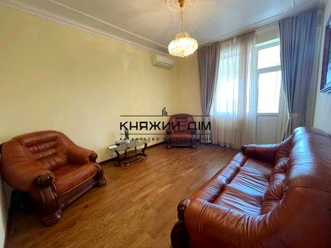 квартира по адресу Василия Тютюнника ул. (Анрі Барбюса), 37/1