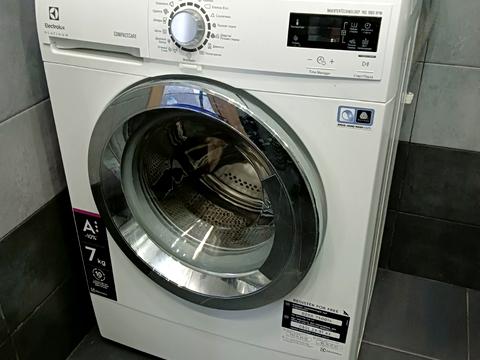 квартира за адресою Героїв Оборони Одеси вул. (Героїв Сталінграду), 24