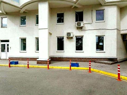 коммерческая по адресу Николая Михновского бульв. (Дружбы народов), 14-16