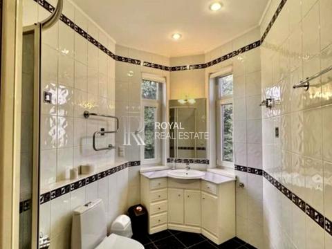 будинок за адресою Крутогірна вул., 52