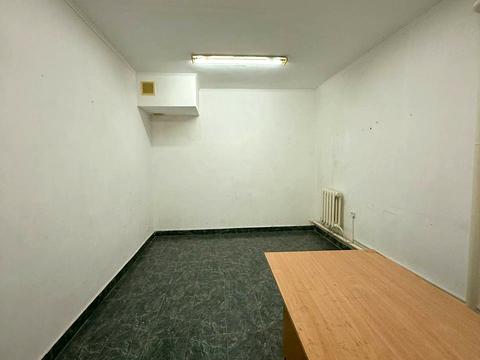комерційна за адресою Леваневців вул., 10