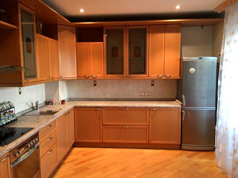 квартира по адресу Михаила Котельникова ул., 37