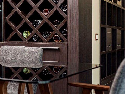 квартира по адресу Болсуновская ул. (Сергея Струтинского), 2