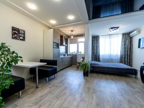 квартира за адресою Наталії Ужвій вул., 12