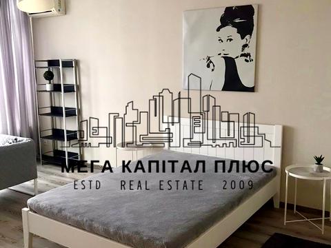 квартира за адресою Миколи Бажана просп., 8-Б