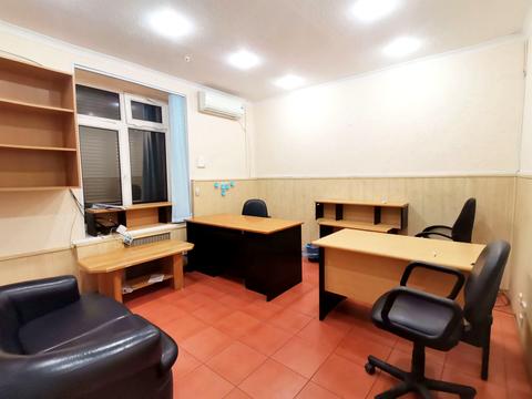 комерційна за адресою Перша Ливарна вул. (Червоногвардійська), 38