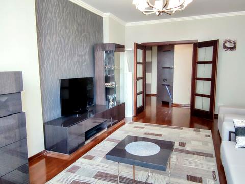 квартира за адресою Дніпровська набережна вул., 1-А